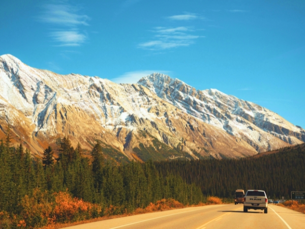 Driving in the Canadian Rockies: Roads, Routes, and What to Expect